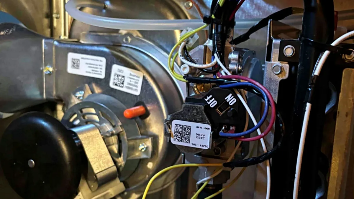 dehumidifier internal pump